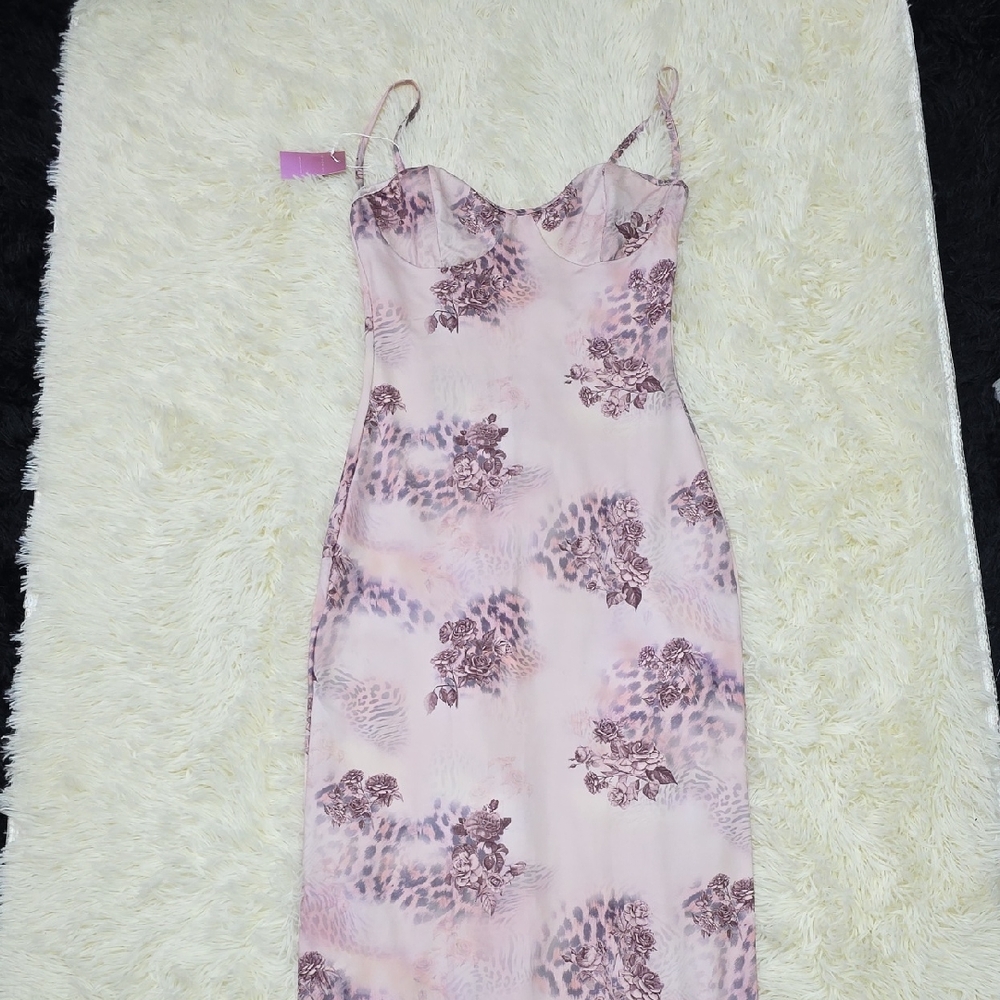 Elegant Floral Midi Dress